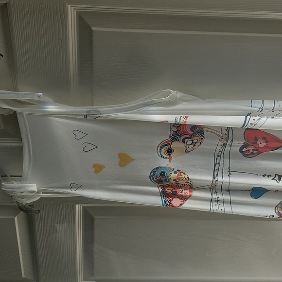 NWOT White Printed Tie Strap Jumpsuit/Overalls Colorful Bird/Heart Design Medium - Picture 6 of 15